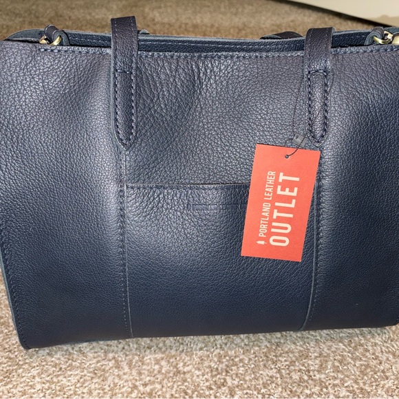 Portland Leather night owl East/West Lola Crossbody Bag-NEW - Picture 5 of 5